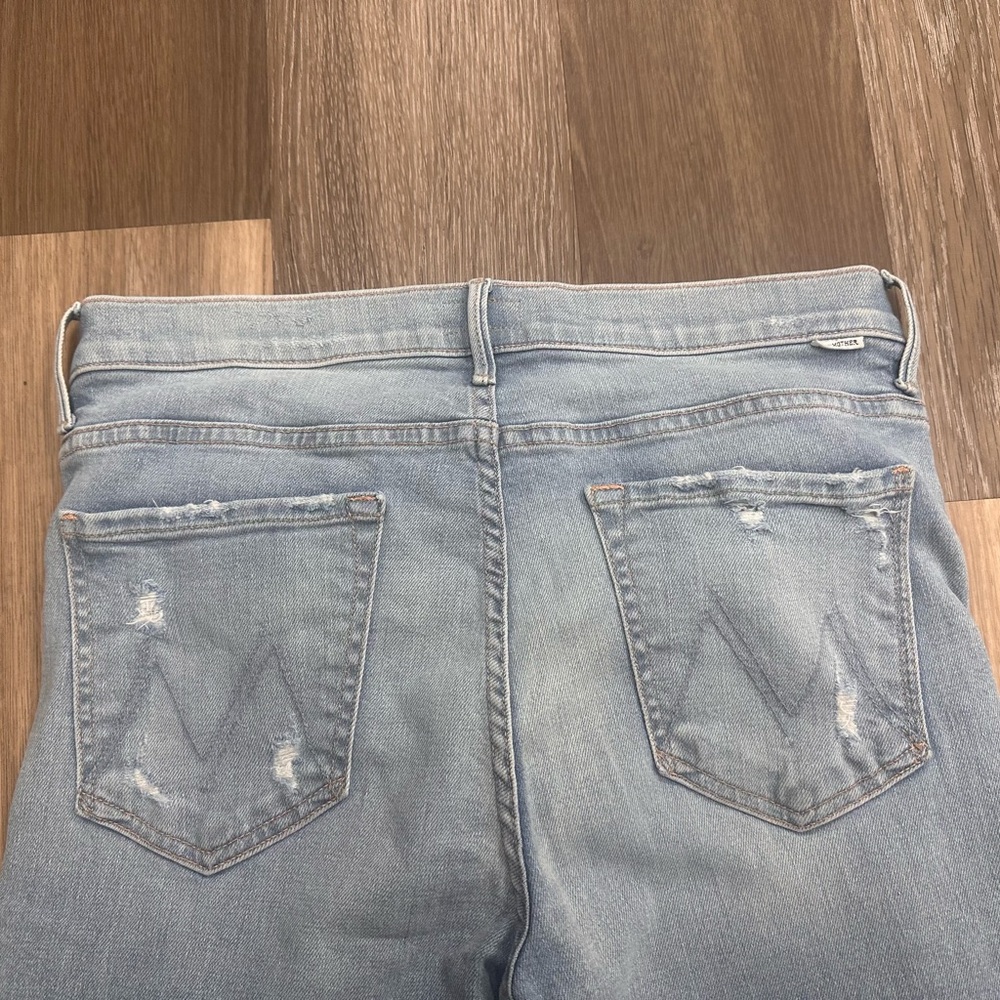 Mother The Weekender mid flare jeans JLN size 31
Free Hugs Wash! - Picture 6 of 9